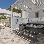 Aretis * Plaka (Milos)